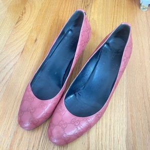 Gucci pink heels in size 40 EU/10 US
